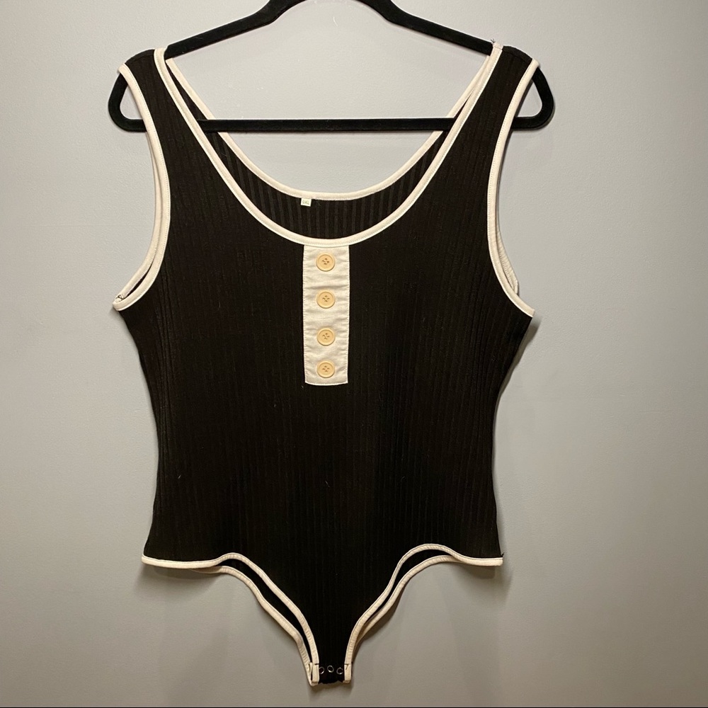 Black Body Suit With White Trim - Picture 2 of 4